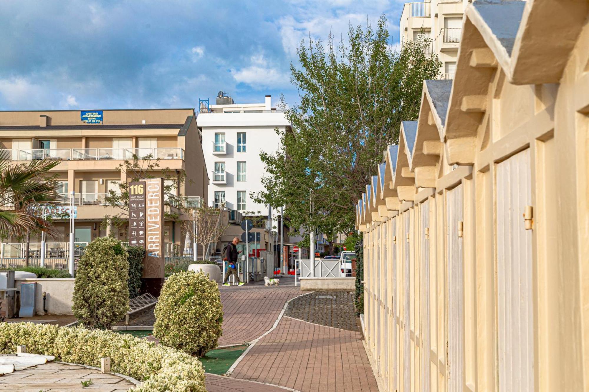 Hotel Avana Fronte Mare Riccione Exterior foto