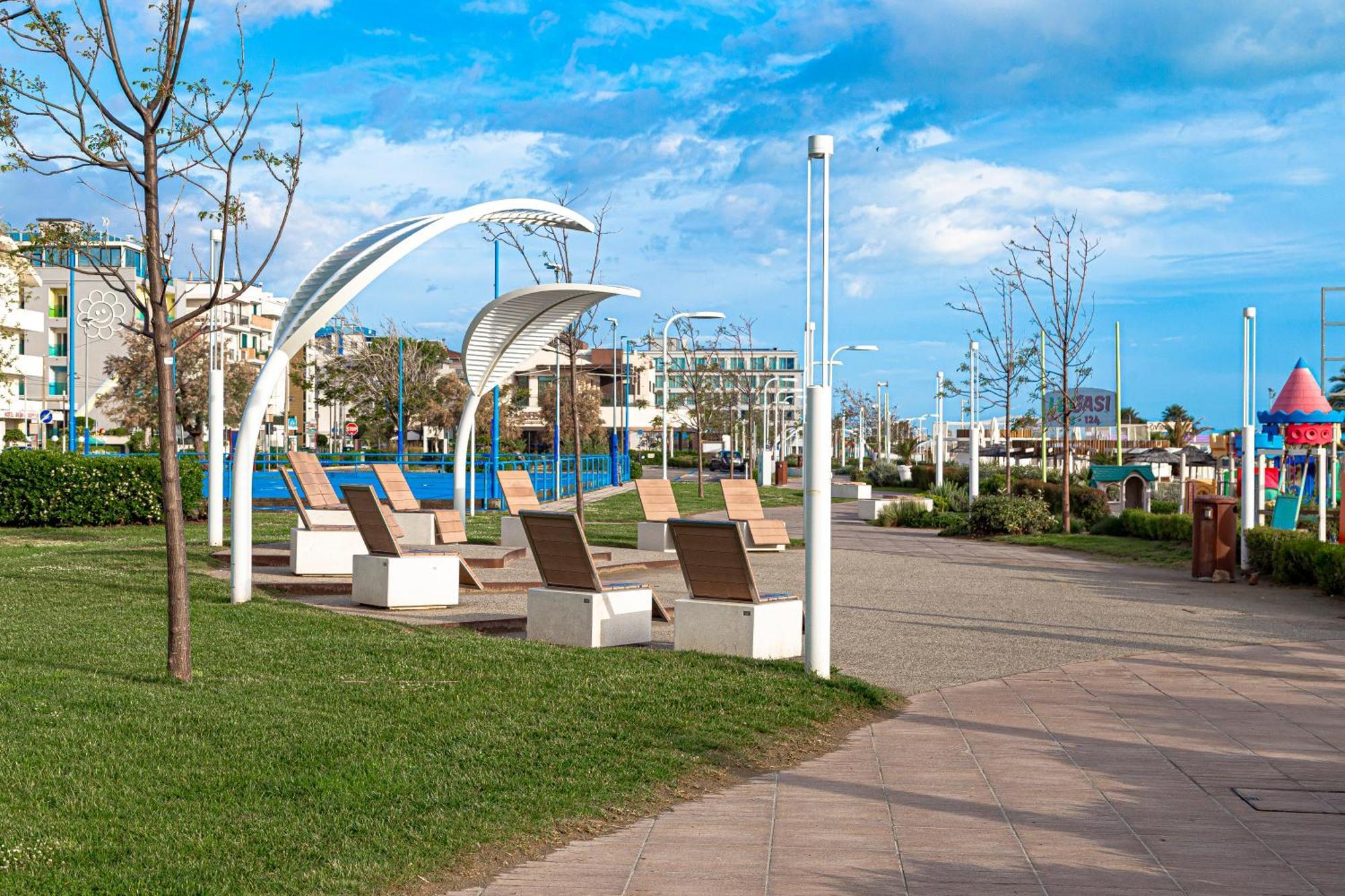 Hotel Avana Fronte Mare Riccione Exterior foto