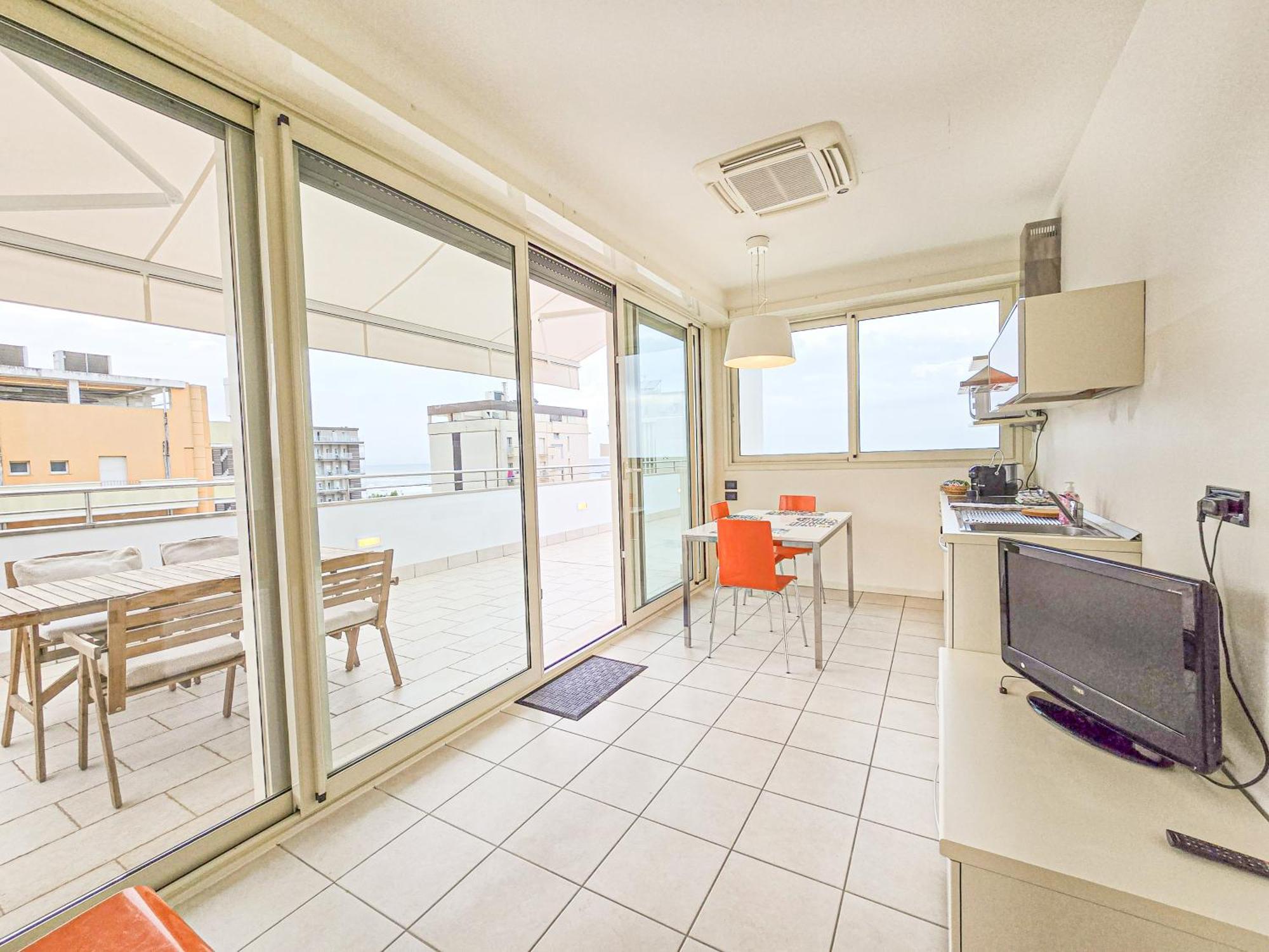 Hotel Avana Fronte Mare Riccione Exterior foto