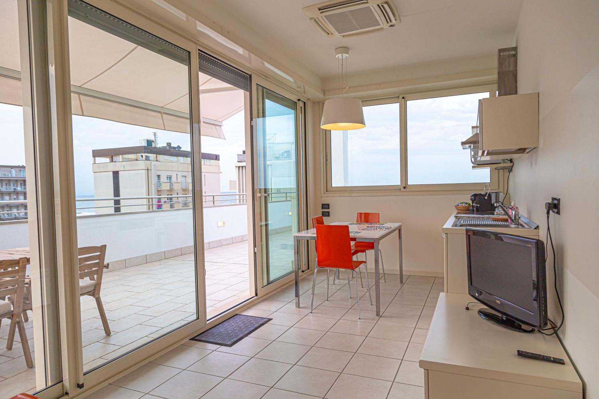 Hotel Avana Fronte Mare Riccione Exterior foto